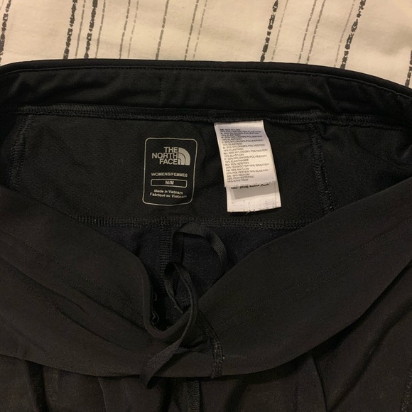 2 North Face Leggings - Picture 4 of 5